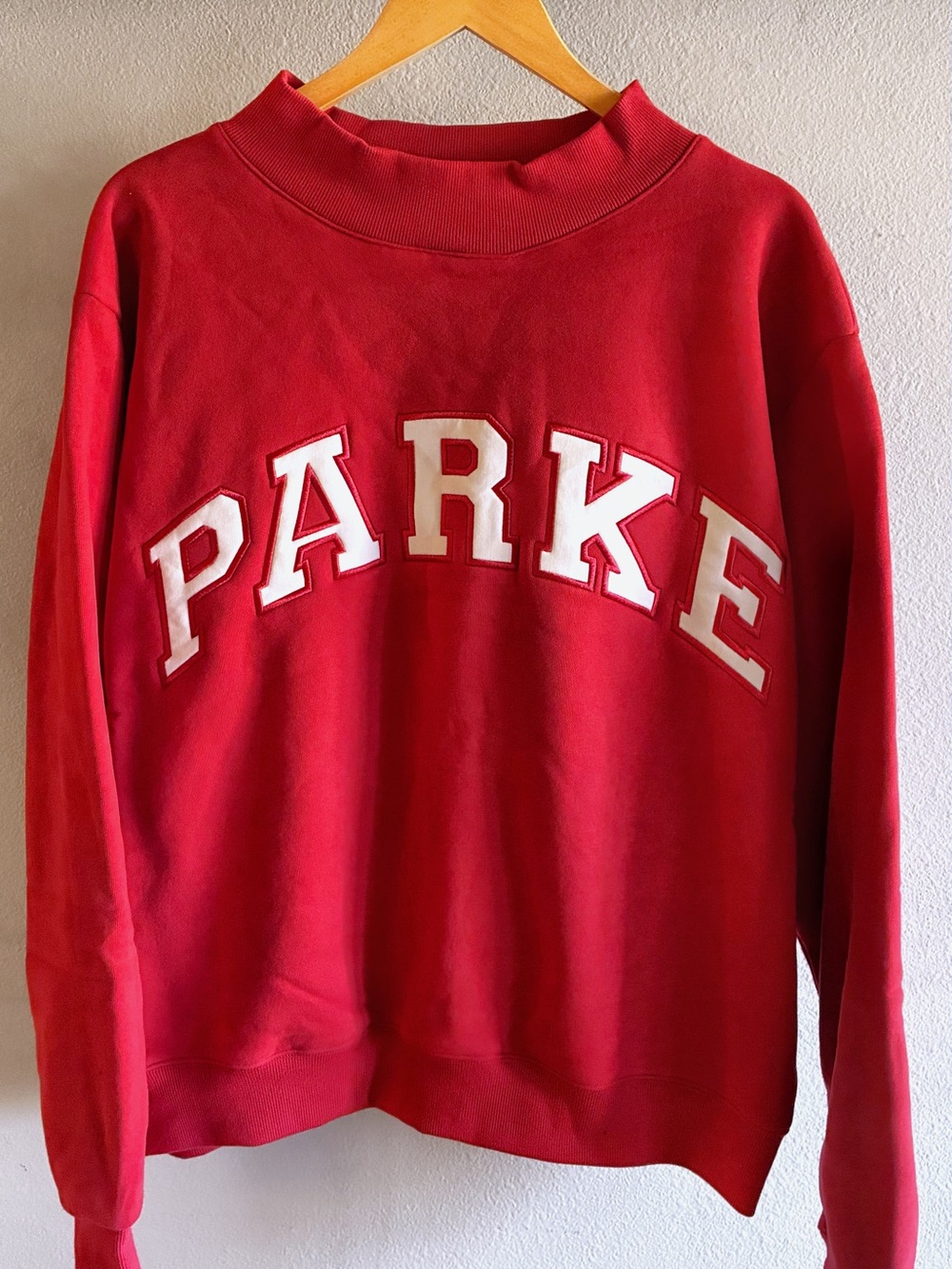 Parke Mockneck pullover sweatshirt L/XL - Varsity collection in Crimson